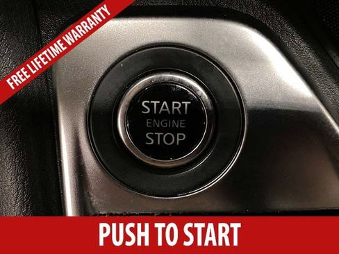 Used 2025 Nissan Sentra SR FWD image 14