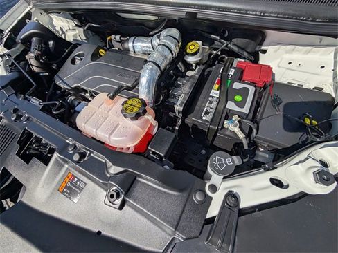 Used 2022 Chevrolet Trax LS w/ Tint and Cruise Package image 16