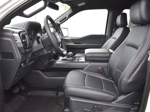 New 2025 Ford F150 Lariat w/ Equipment Group 501A Mid image 10