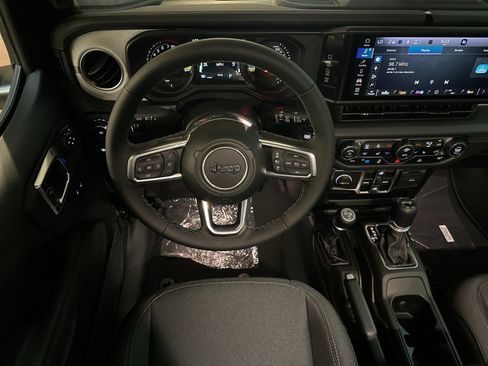 New 2025 Jeep Wrangler Unlimited Sahara image 13