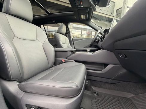 Used 2024 Lexus TX 350 AWD w/ Captains Chair Package image 8