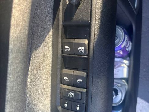 Used 2022 Jeep Compass Latitude w/ Convenience Group AWD/4WD image 19