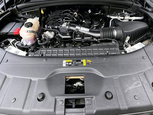 Used 2024 Jeep Grand Cherokee Laredo X image 27