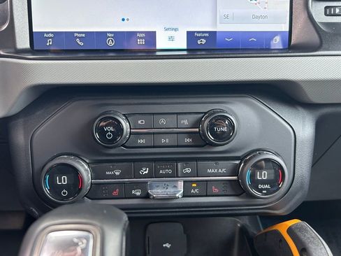 Used 2023 Ford Bronco Badlands w/ Sasquatch Package AWD/4WD image 18