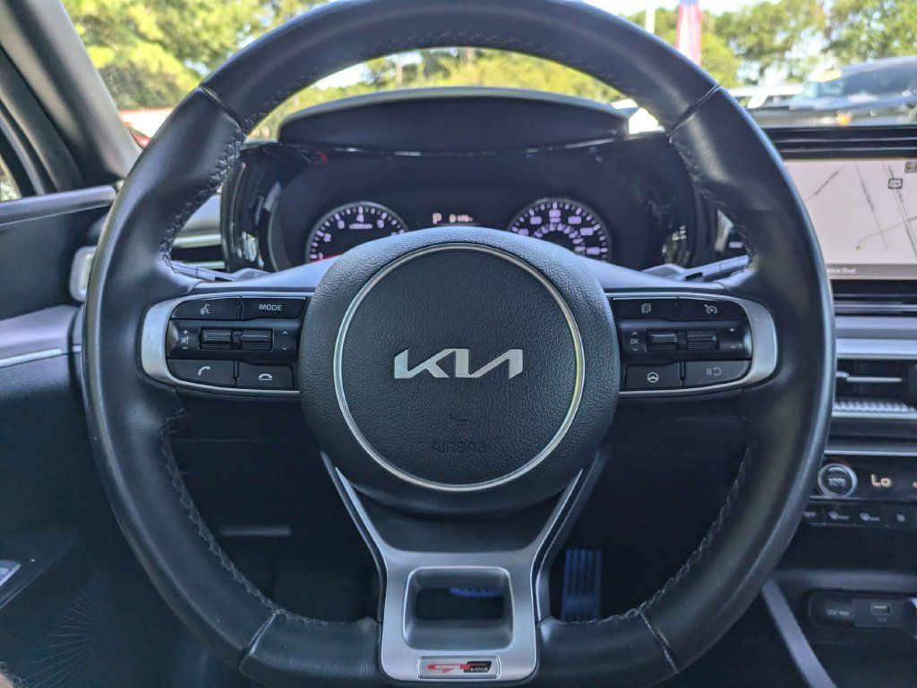 Used 2022 Kia K5 GT-Line FWD image 26