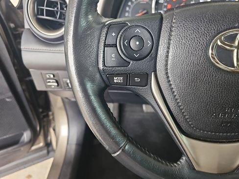 Used 2014 Toyota RAV4 Limited image 29
