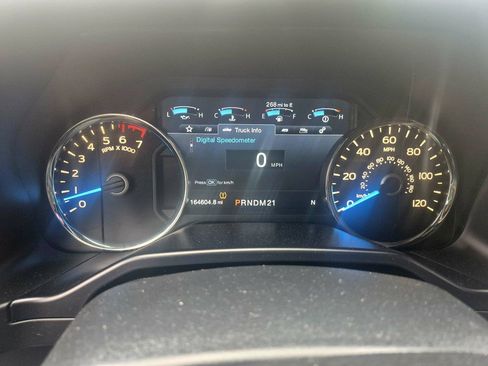 Used 2015 Ford F150 Lariat image 12