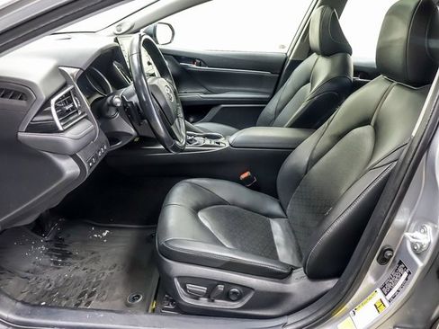 Used 2023 Toyota Camry XSE image 8