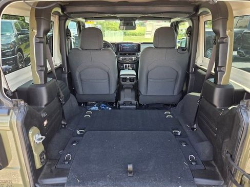 Certified 2026 Jeep Wrangler Sport AWD/4WD image 8