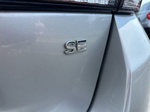 Used 2024 Mitsubishi Outlander Sport SE image 15