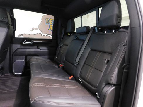 Used 2024 Chevrolet Silverado 2500 High Country w/ Technology Package AWD/4WD image 82