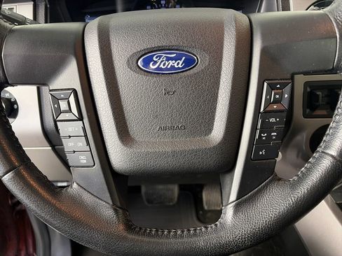 Used 2017 Ford Expedition XLT w/ Equipment Group 202A image 16