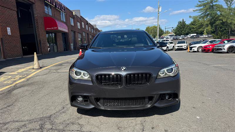 Used 2014 BMW 535i xDrive w/ M Sport Package AWD/4WD image 2