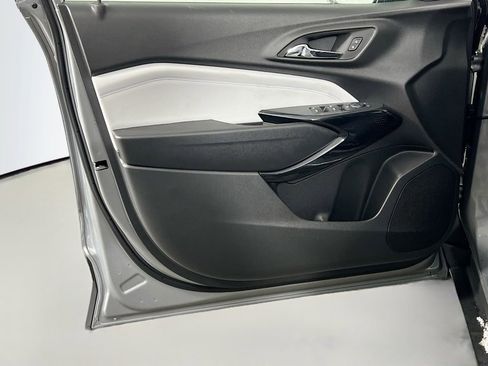 New 2026 Chevrolet Trax LT w/ Driver Confidence Package image 17