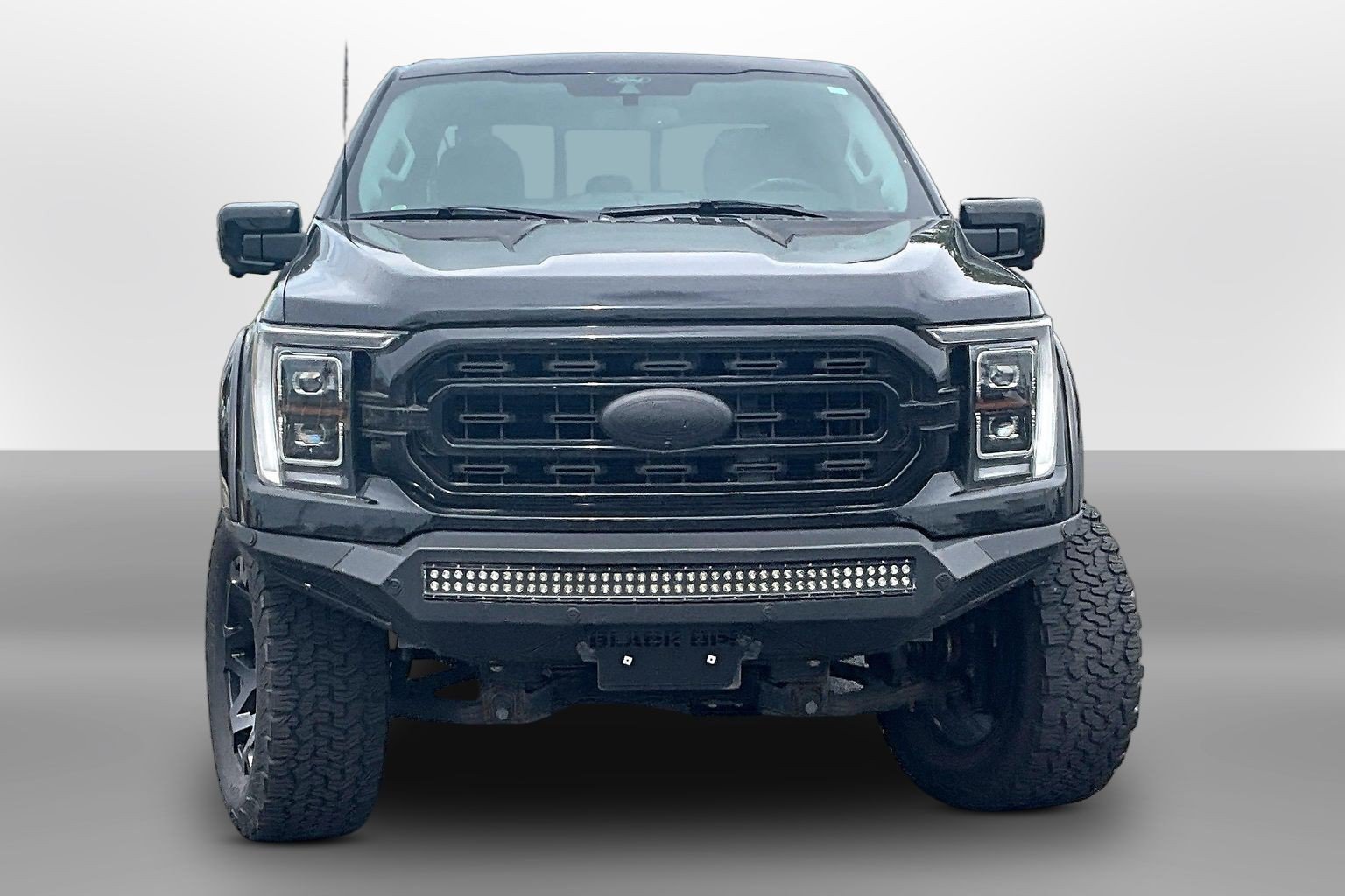 Used 2021 Ford F150 Lariat w/ Equipment Group 502A High AWD/4WD image 3