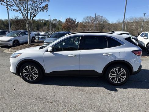 Used 2020 Ford Escape SEL image 4