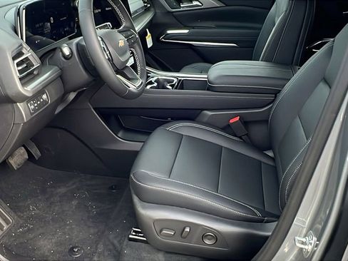 New 2026 Chevrolet Traverse LT w/ Driver Confidence Package image 13