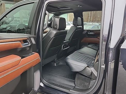 Used 2022 GMC Sierra 1500 Denali Ultimate image 22