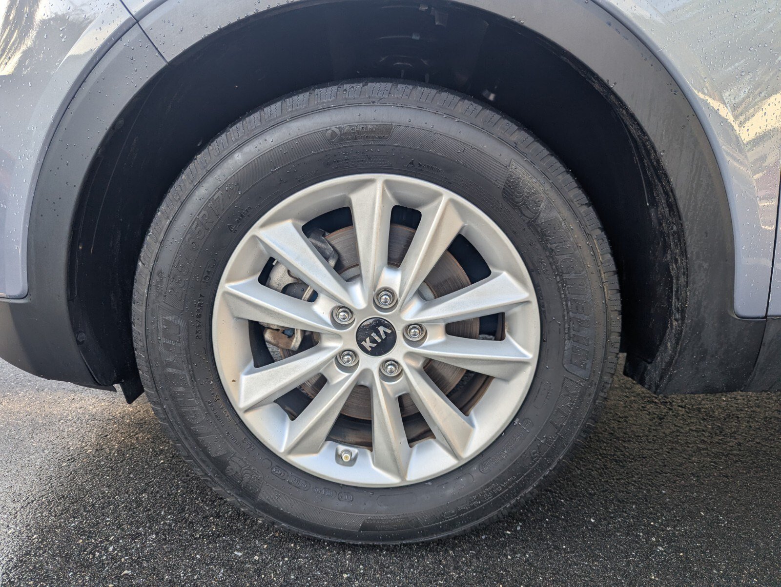 Used 2020 Kia Sorento LX FWD image 20
