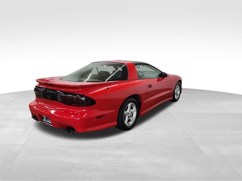 Used 1995 Pontiac Firebird Coupe RWD image 8