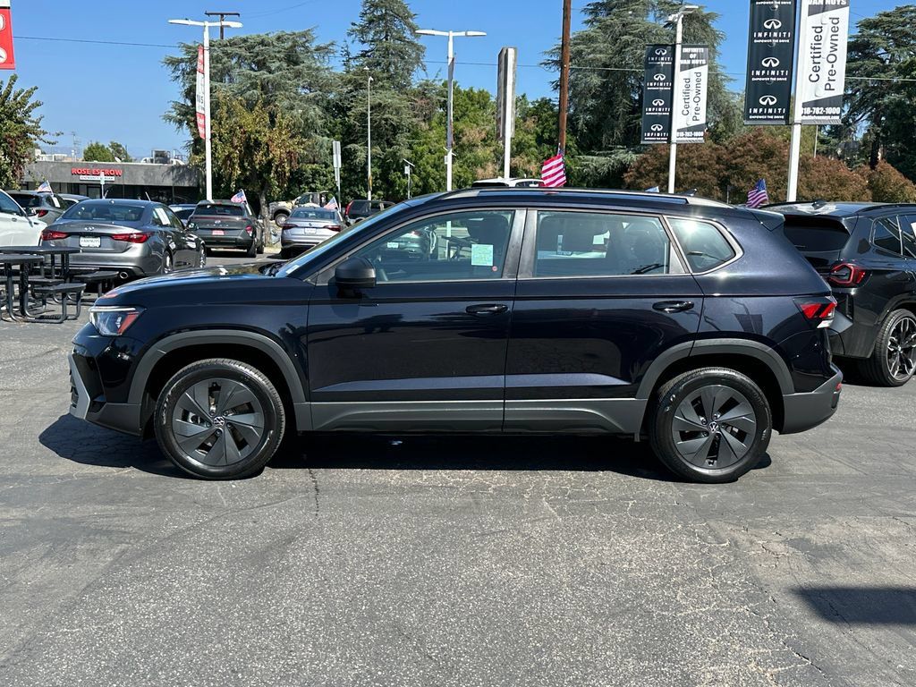 Used 2025 Volkswagen Taos S FWD image 3