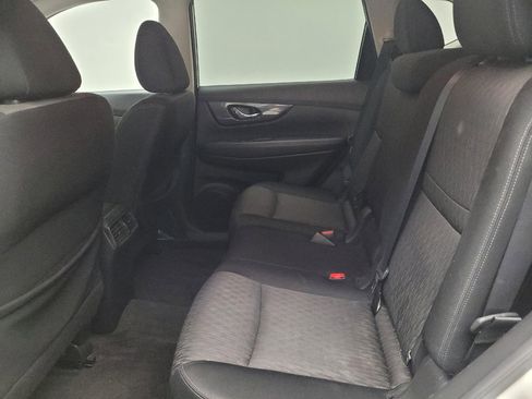 Used 2018 Nissan Rogue SV w/ Premium Package AWD/4WD image 18