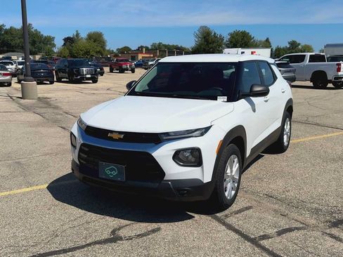 Certified 2023 Chevrolet TrailBlazer LS FWD image 4