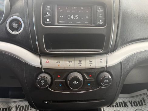 Used 2018 Dodge Journey SE w/ Popular Equipment Group FWD image 23