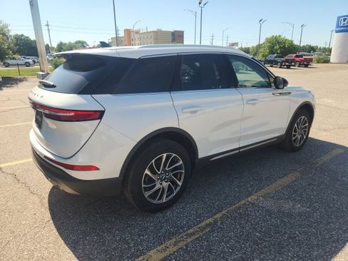 Used 2022 Lincoln Corsair AWD w/ Equipment Group 101A image 5