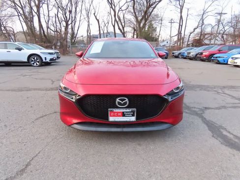 Used 2020 MAZDA MAZDA3 Hatchback w/ Preferred Package image 6