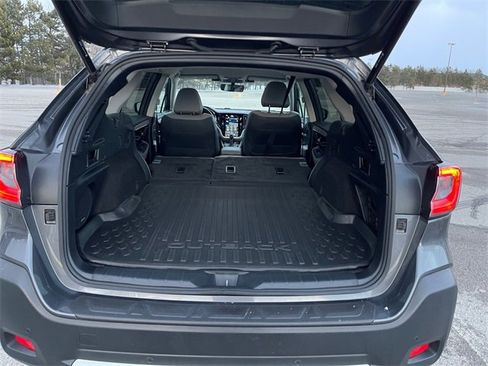 Used 2023 Subaru Outback Limited image 18