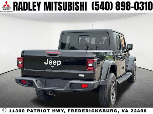 Used 2022 Jeep Gladiator Overland w/ Popular Equipment Package AWD/4WD image 18