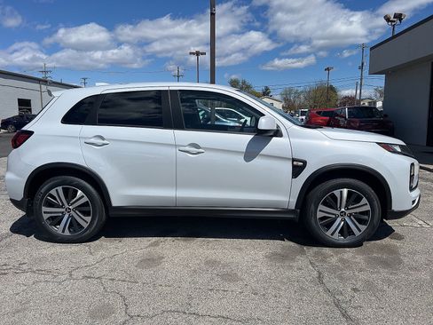 New 2025 Mitsubishi Outlander Sport ES image 9