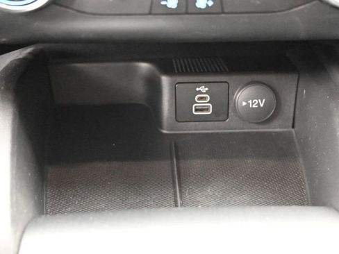 Used 2024 Ford Escape Active image 33