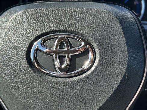 Certified 2022 Toyota RAV4 XSE image 39