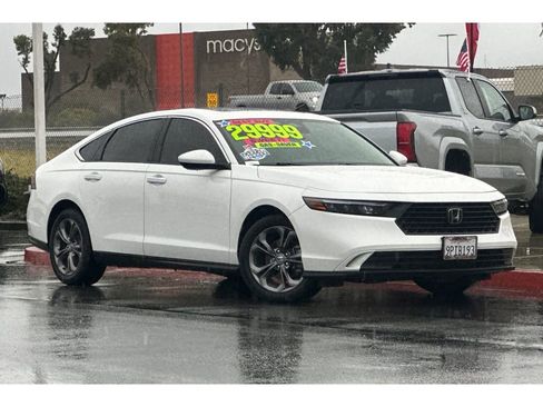 Used 2024 Honda Accord EX image 2