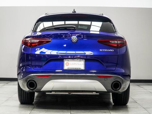 Used 2022 Alfa Romeo Stelvio Ti image 11