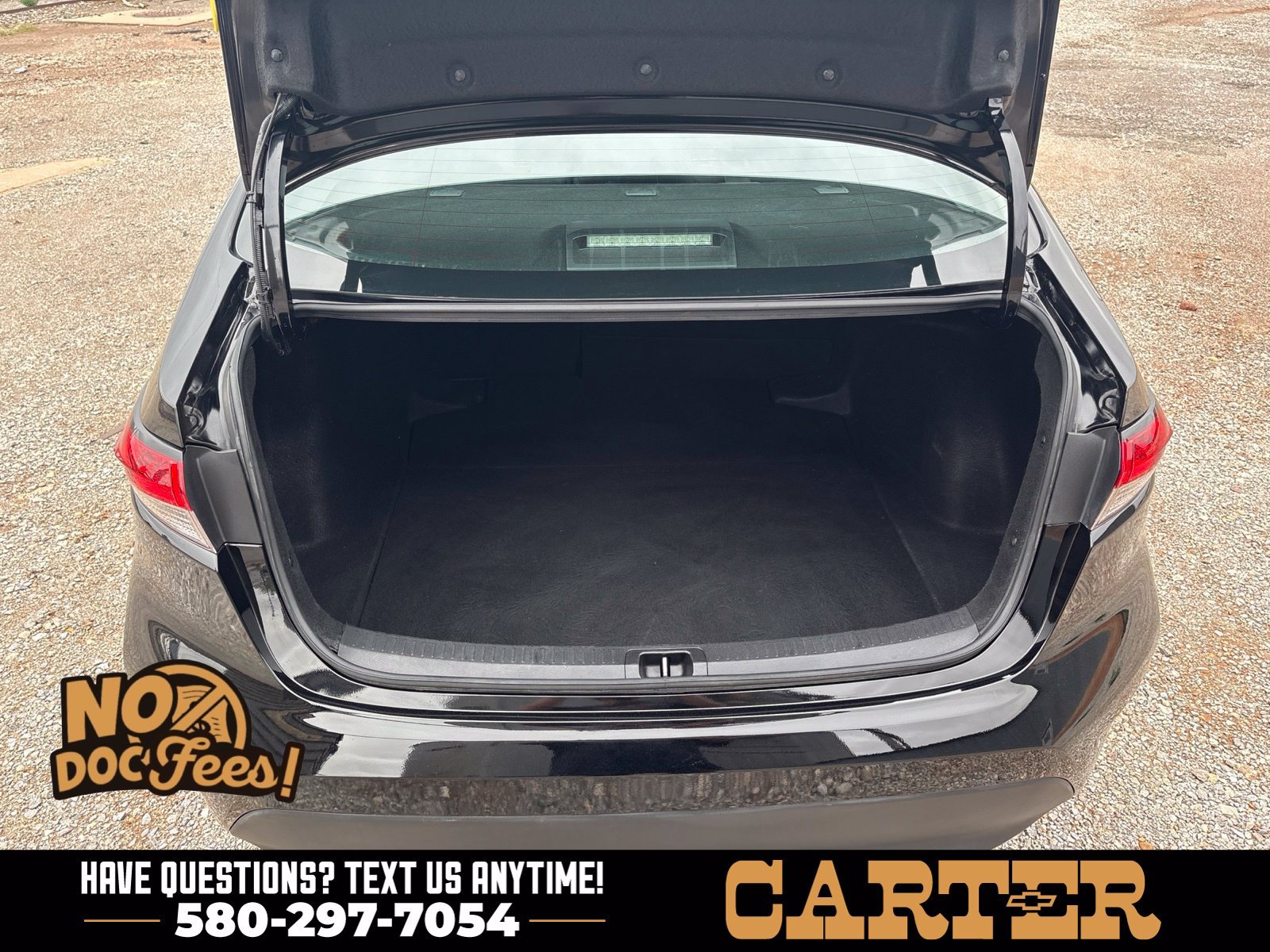 Used 2024 Toyota Corolla LE FWD image 31