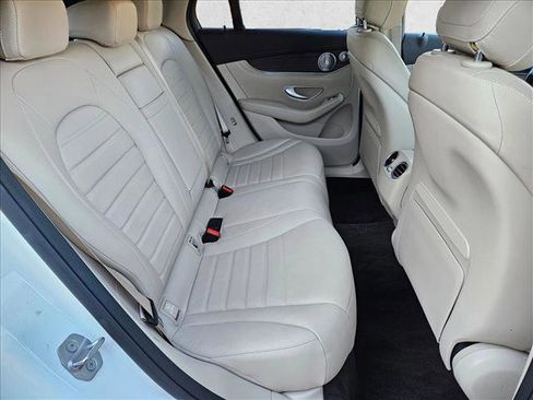 Used 2018 Mercedes-Benz GLC 300 4MATIC Coupe image 20