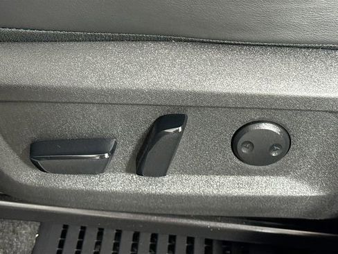 Certified 2023 Nissan Rogue Platinum w/ Platinum Premium Package image 12