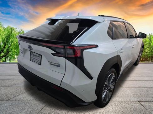 Used 2023 Subaru Solterra AWD image 5