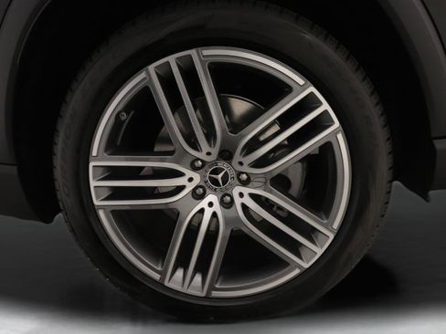 New 2026 Mercedes-Benz GLS 450 4MATIC image 10