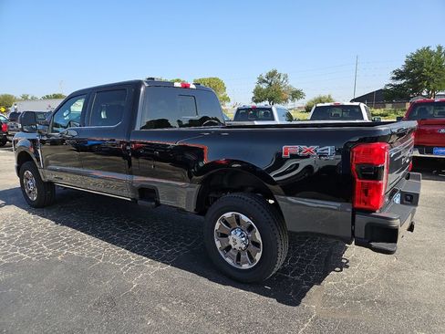 New 2026 Ford F350 King Ranch w/ FX4 Off-Road Package AWD/4WD image 8