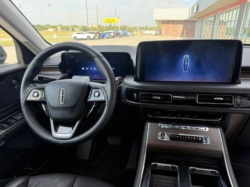 Used 2025 Lincoln Aviator Reserve w/ Illumination Package RWD image 6
