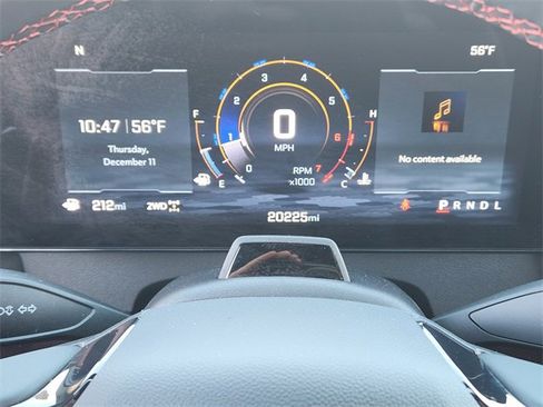 Used 2024 Chevrolet Traverse RS image 18