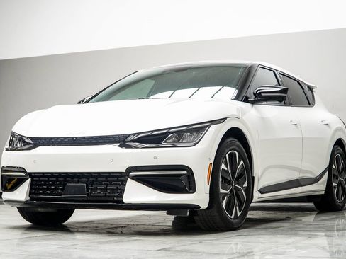 Used 2024 Kia EV6 GT-Line image 8