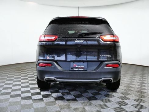 Used 2016 Jeep Cherokee Limited AWD/4WD image 5
