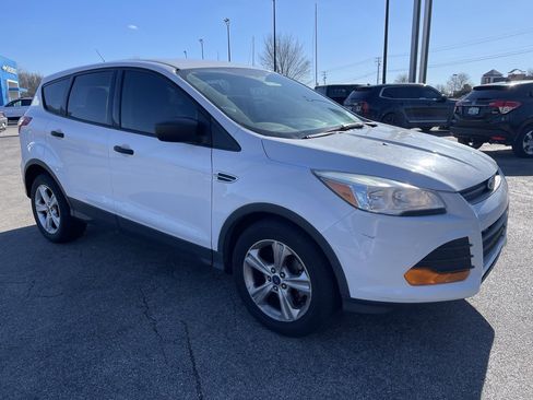 Used 2014 Ford Escape S image 3