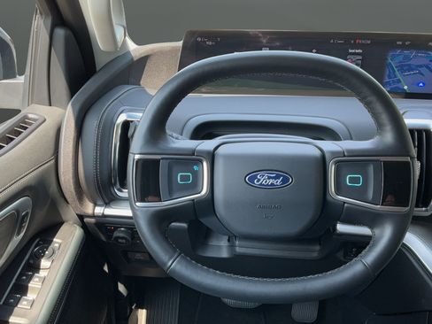 Used 2026 Ford Expedition Max Platinum AWD/4WD image 20
