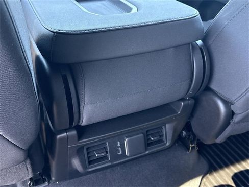 Certified 2025 Chevrolet Silverado 1500 LT image 21